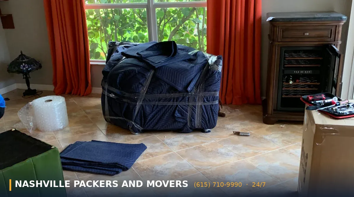Moving tips for Nashville: packing and moving boxes prepared for a home move