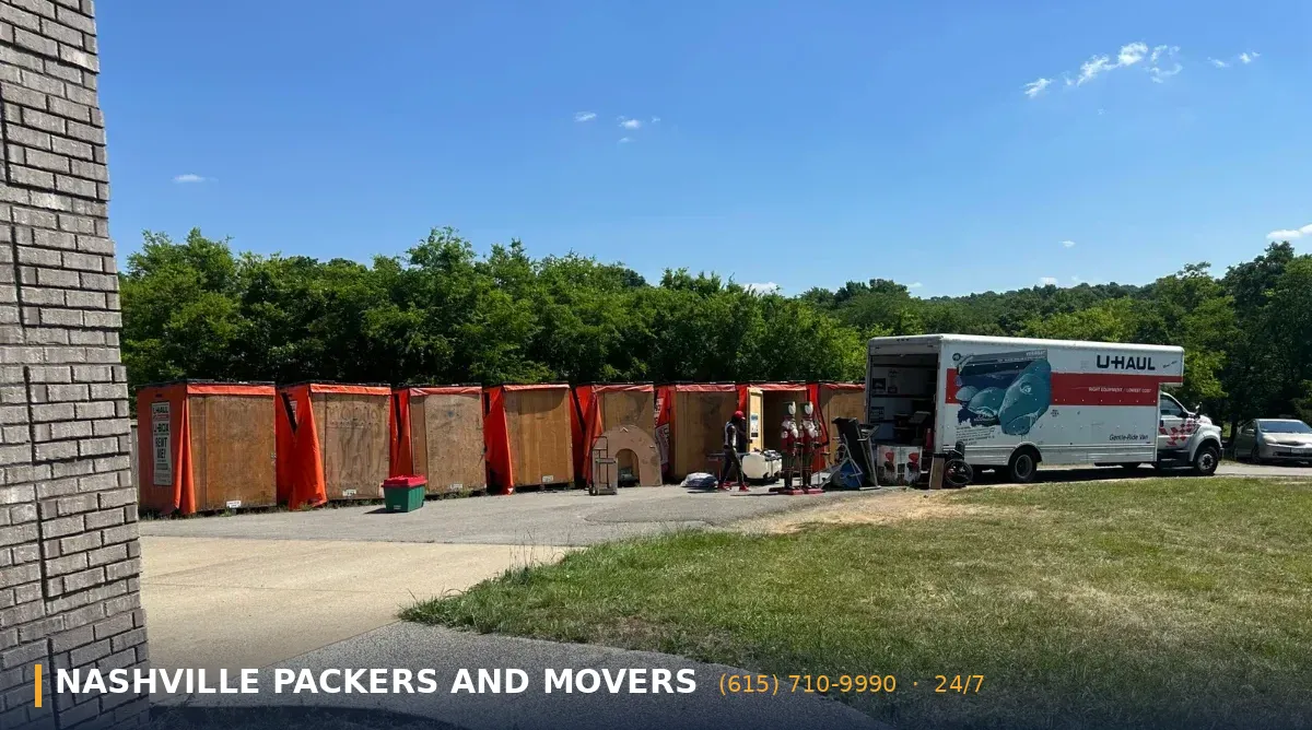 Moving and Storage Services Nashville TN | Moving Storage 6 Professional moving company crew planning a load for a storage unit